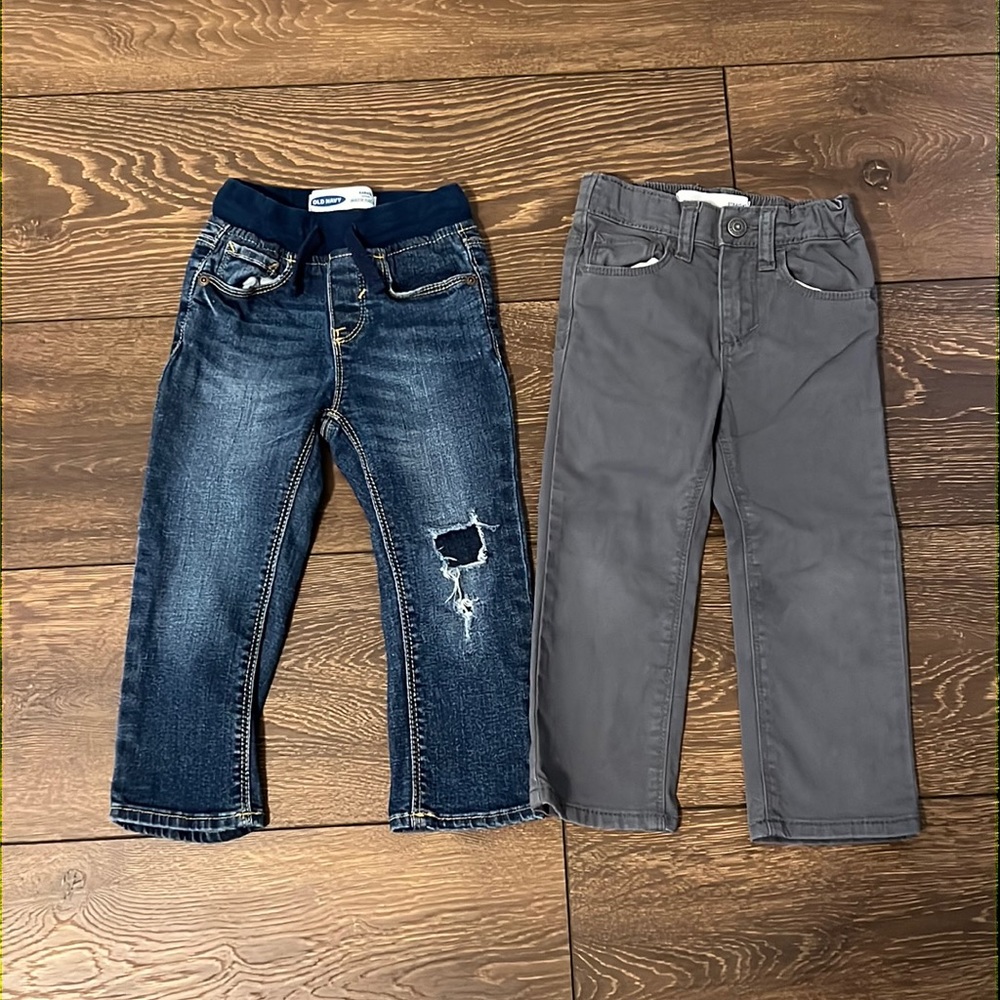 Old Navy 2t Pants Bundle. Karate Skinny and Straight pants